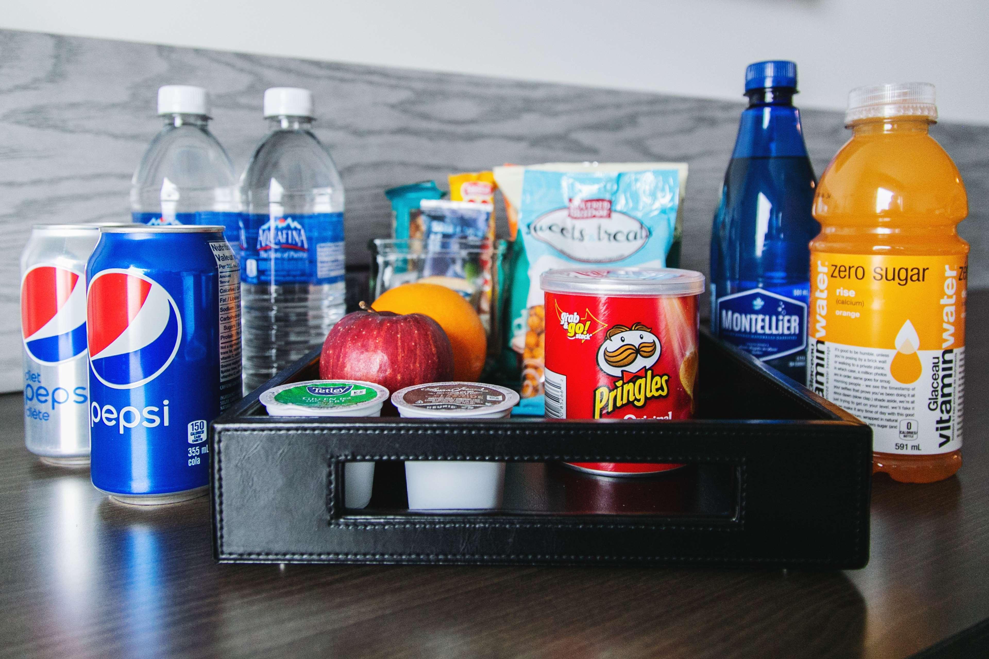 Hilton Garden Inn Fredericton Ngoại thất bức ảnh