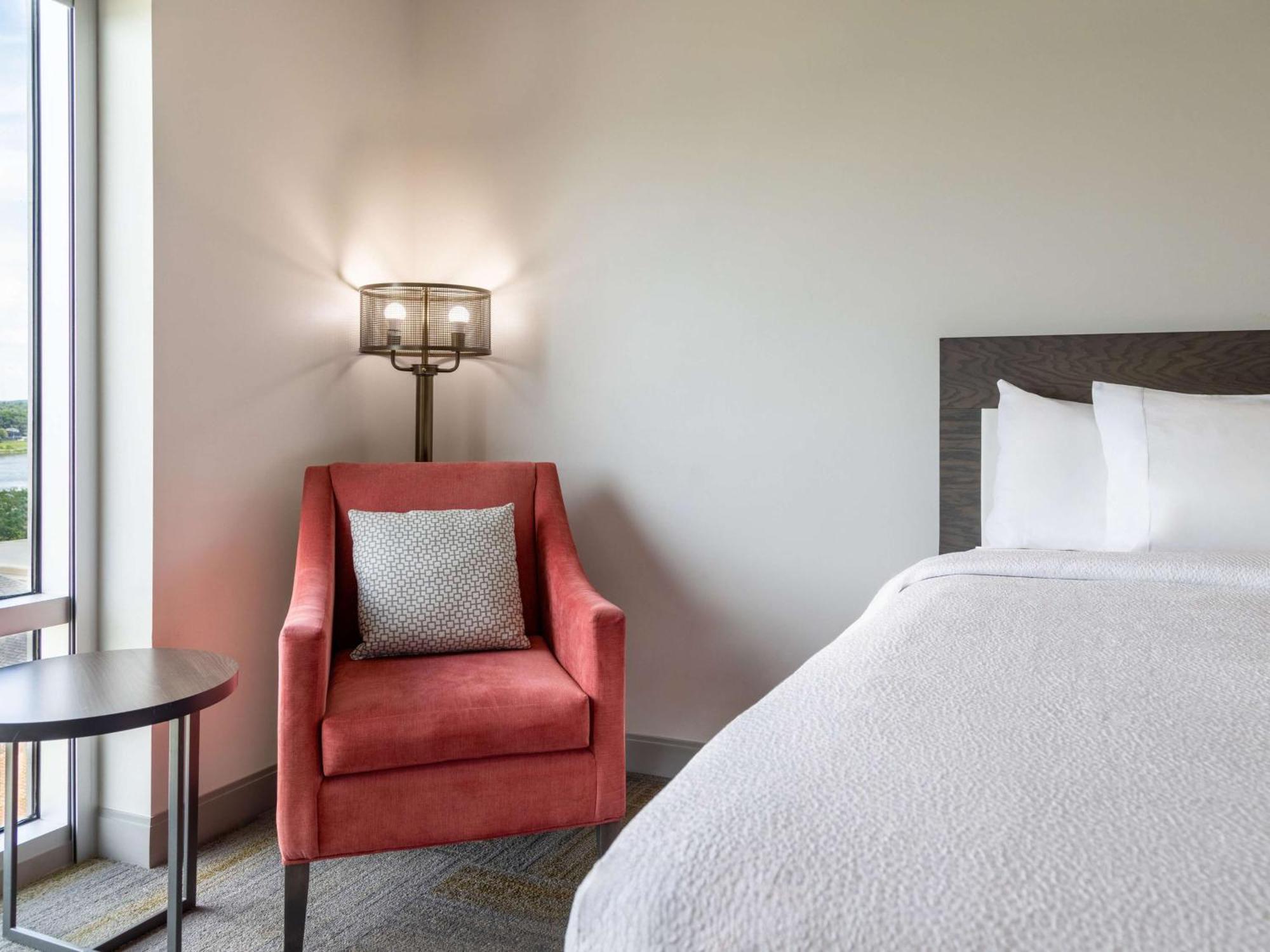 Hilton Garden Inn Fredericton Ngoại thất bức ảnh