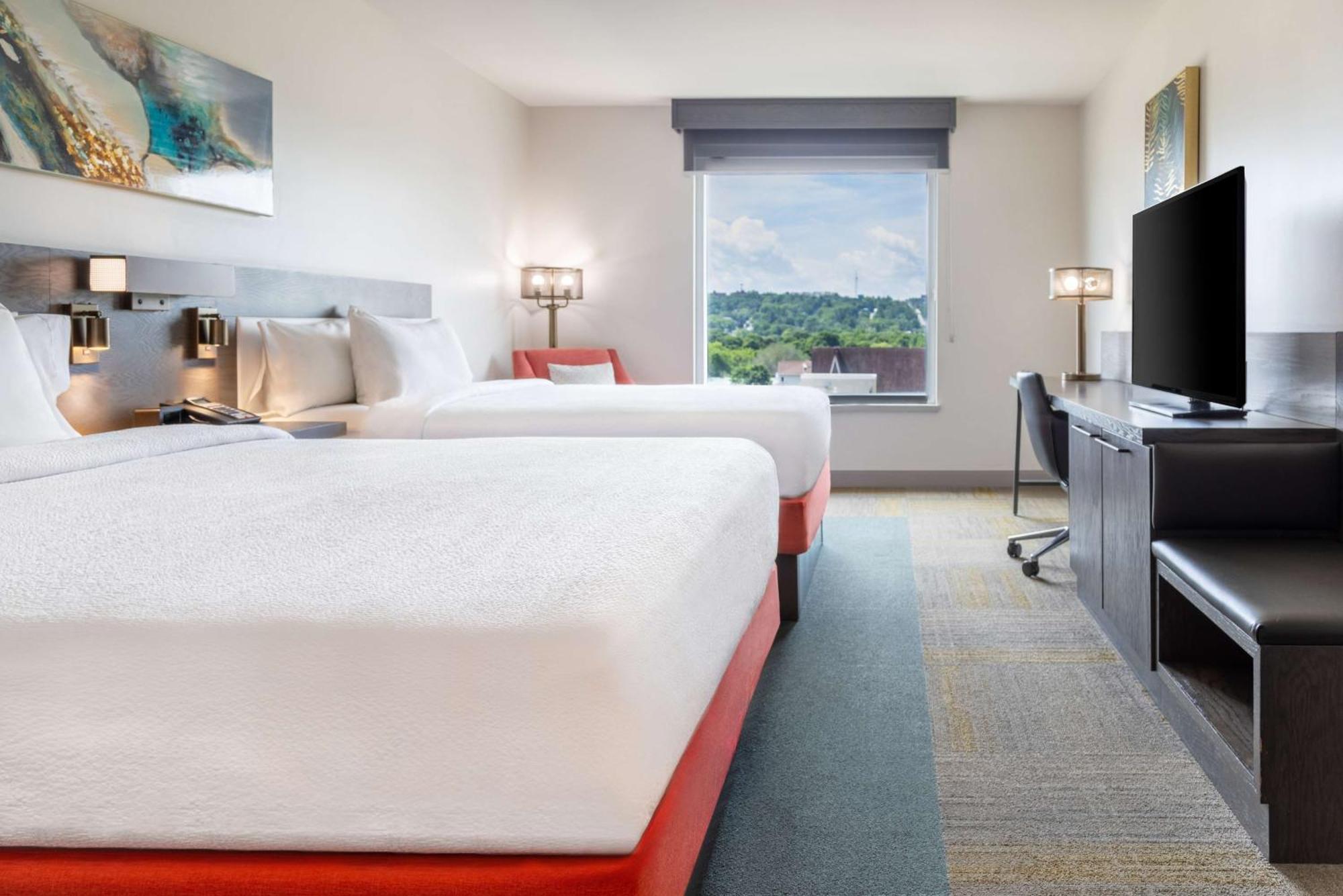 Hilton Garden Inn Fredericton Ngoại thất bức ảnh