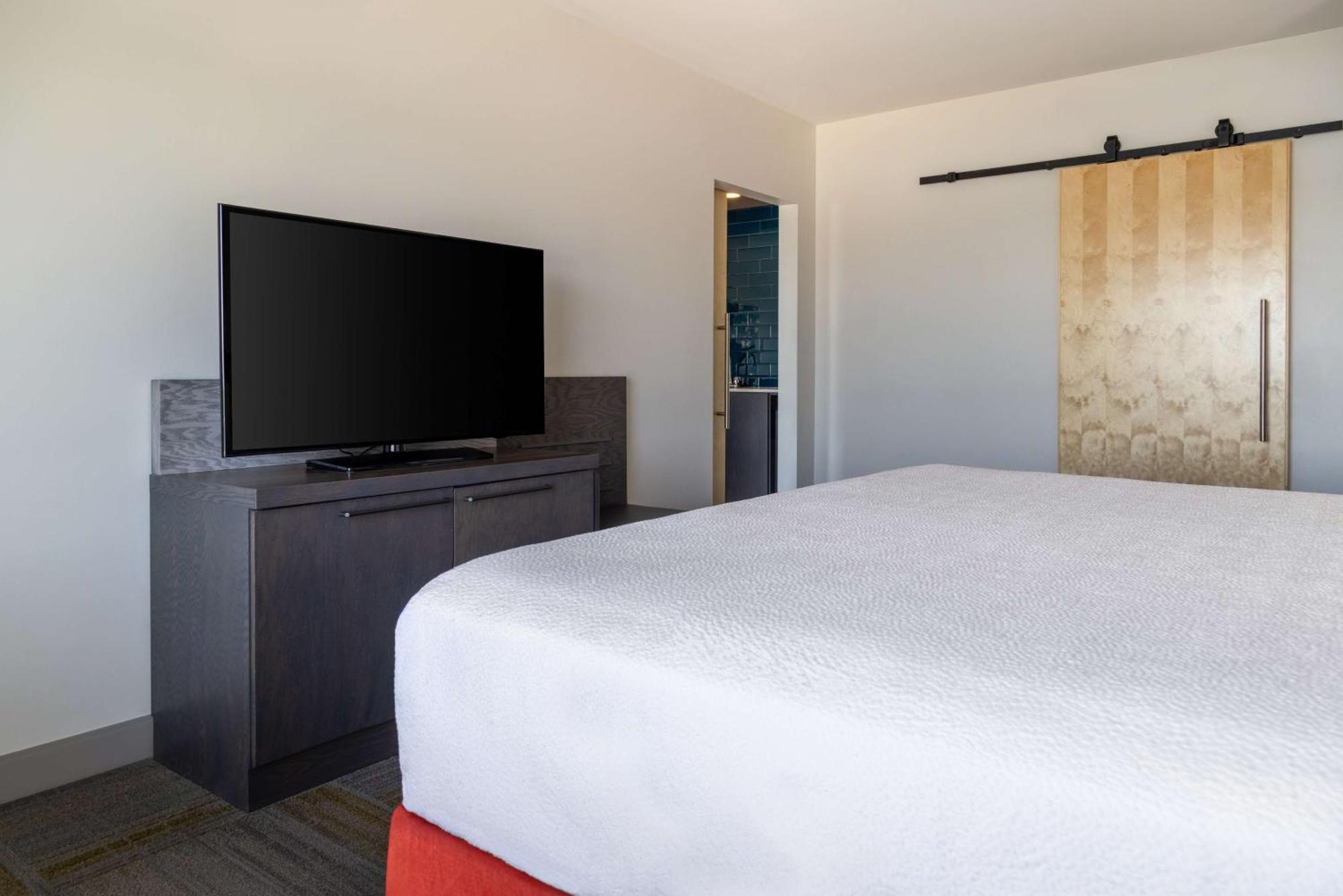 Hilton Garden Inn Fredericton Ngoại thất bức ảnh