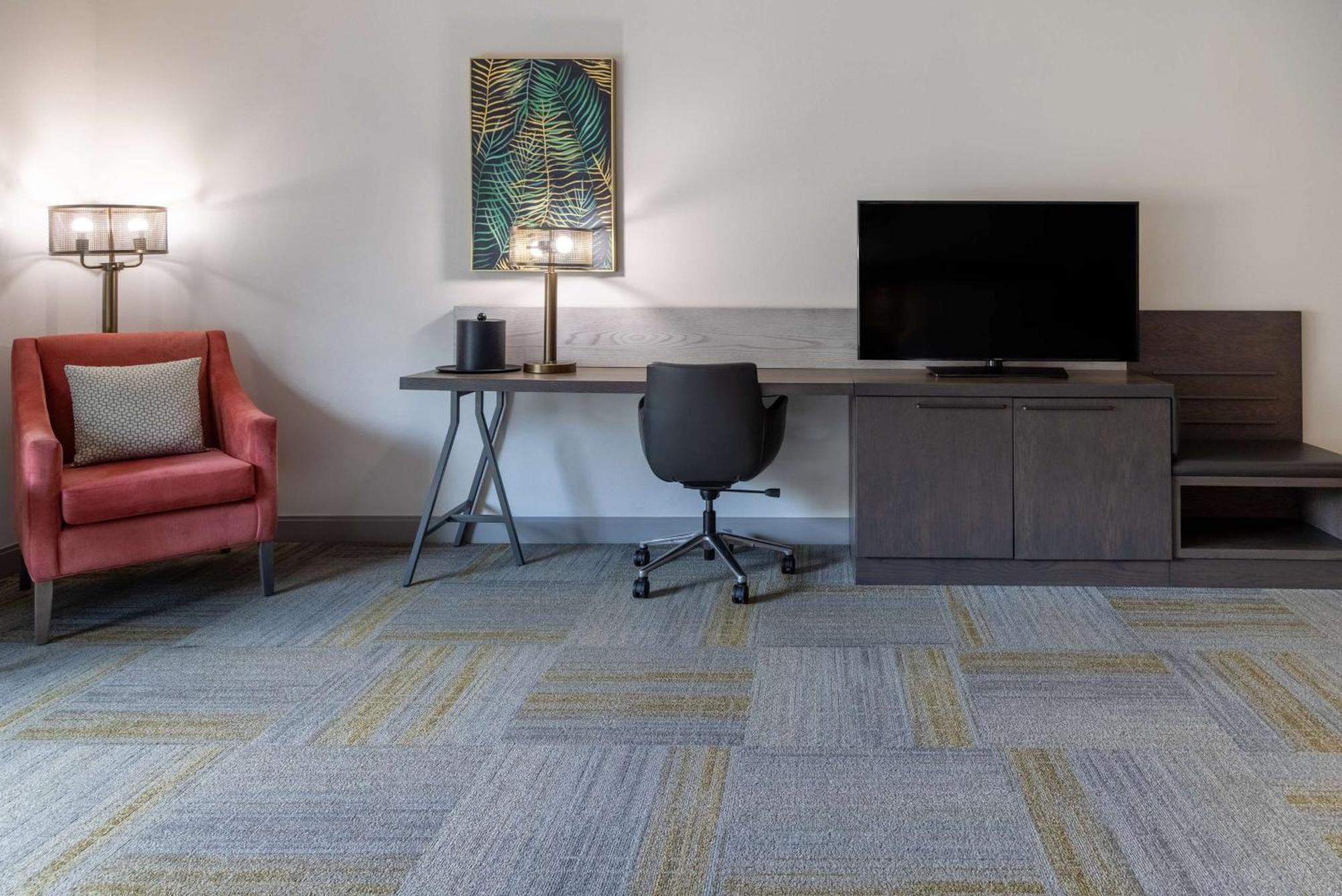 Hilton Garden Inn Fredericton Ngoại thất bức ảnh
