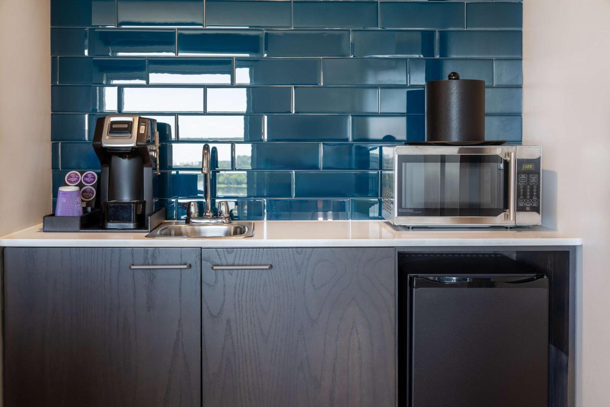 Hilton Garden Inn Fredericton Ngoại thất bức ảnh